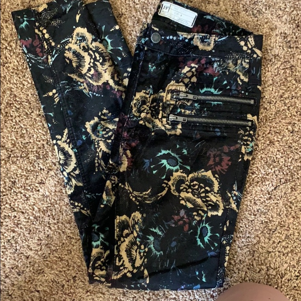 Free People Statement Skinny Moto Print Pant